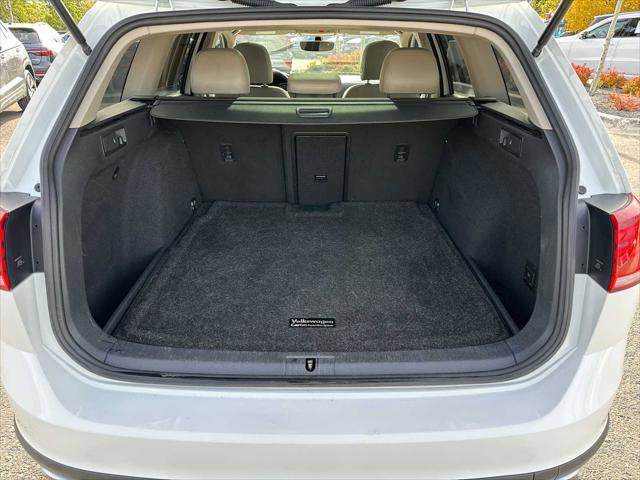 Used 2019 Volkswagen Golf Alltrack SE image 14