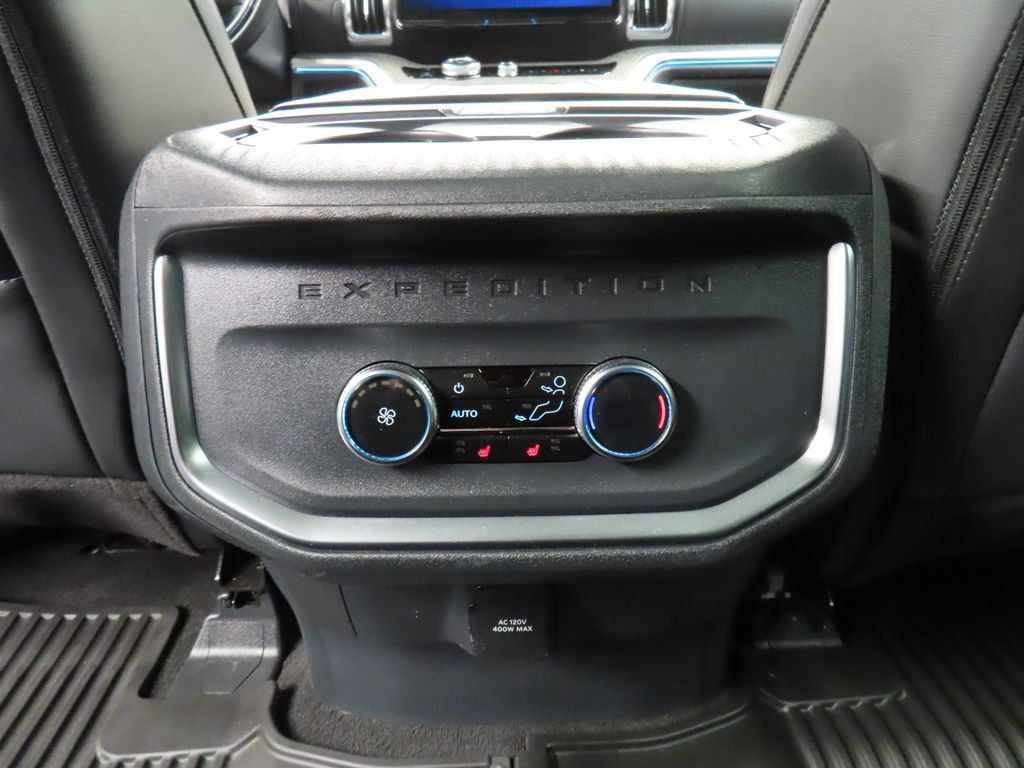 Used 2025 Ford Expedition Tremor AWD/4WD image 14