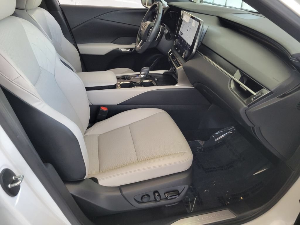 Certified 2023 Lexus RX 350 Premium w/ Accessory Package (Z1) FWD image 16