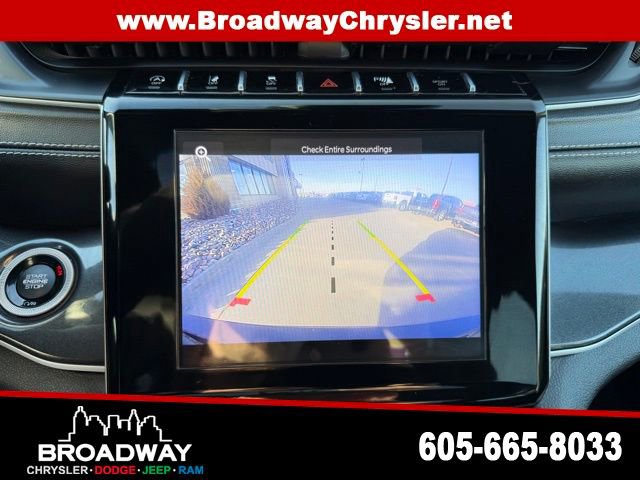 Used 2023 Jeep Grand Cherokee L Laredo image 23