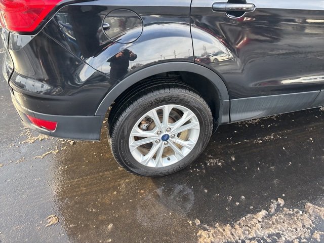Used 2019 Ford Escape SE image 4