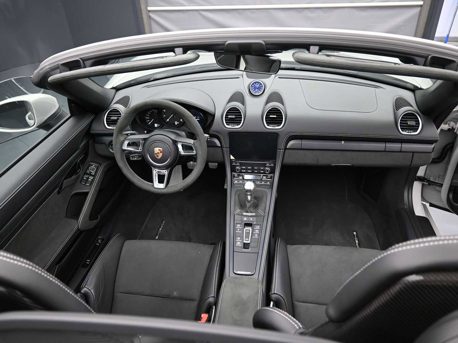 Certified 2023 Porsche 718 Boxster Spyder image 21