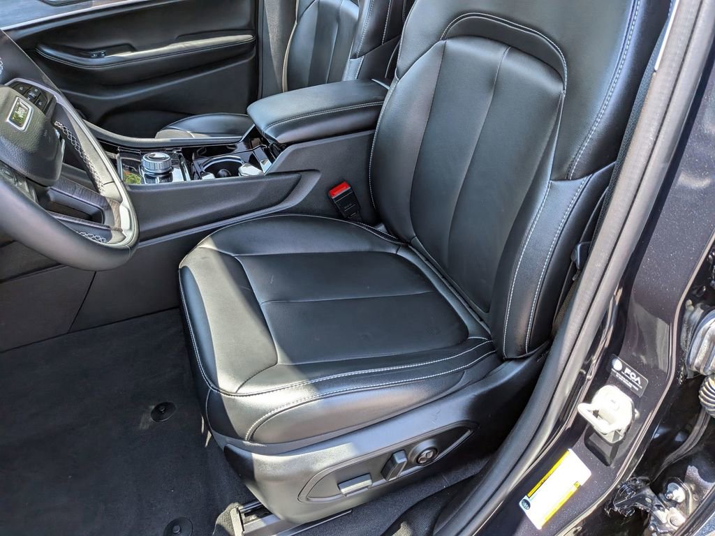 Used 2023 Jeep Grand Cherokee Limited AWD/4WD image 22