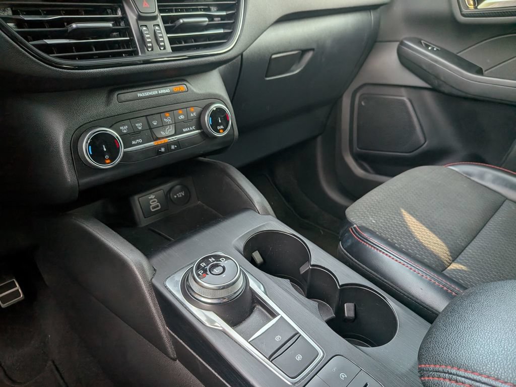 Used 2024 Ford Escape ST-Line FWD image 24