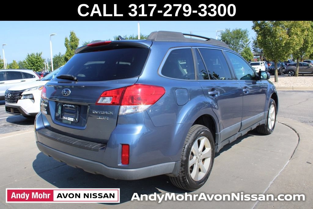 Used 2014 Subaru Outback 3.6R Limited w/ Moonroof Package AWD/4WD image 7