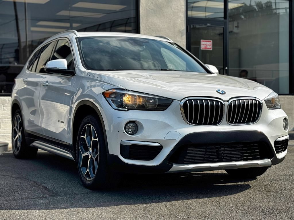 Used 2018 BMW X1 xDrive28i AWD/4WD image 4