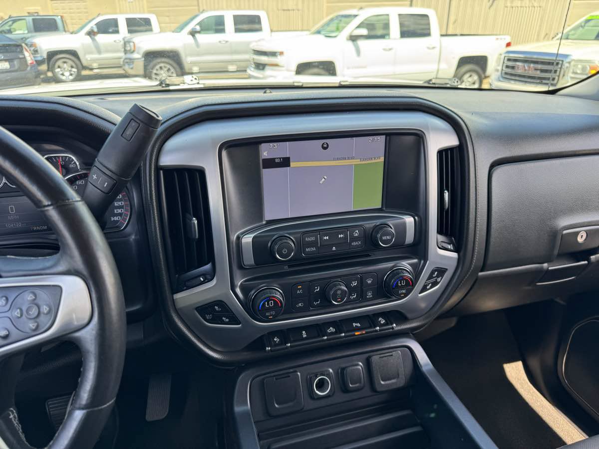 Used 2015 GMC Sierra 1500 SLT w/ SLT Crew Cab Value Package AWD/4WD image 26