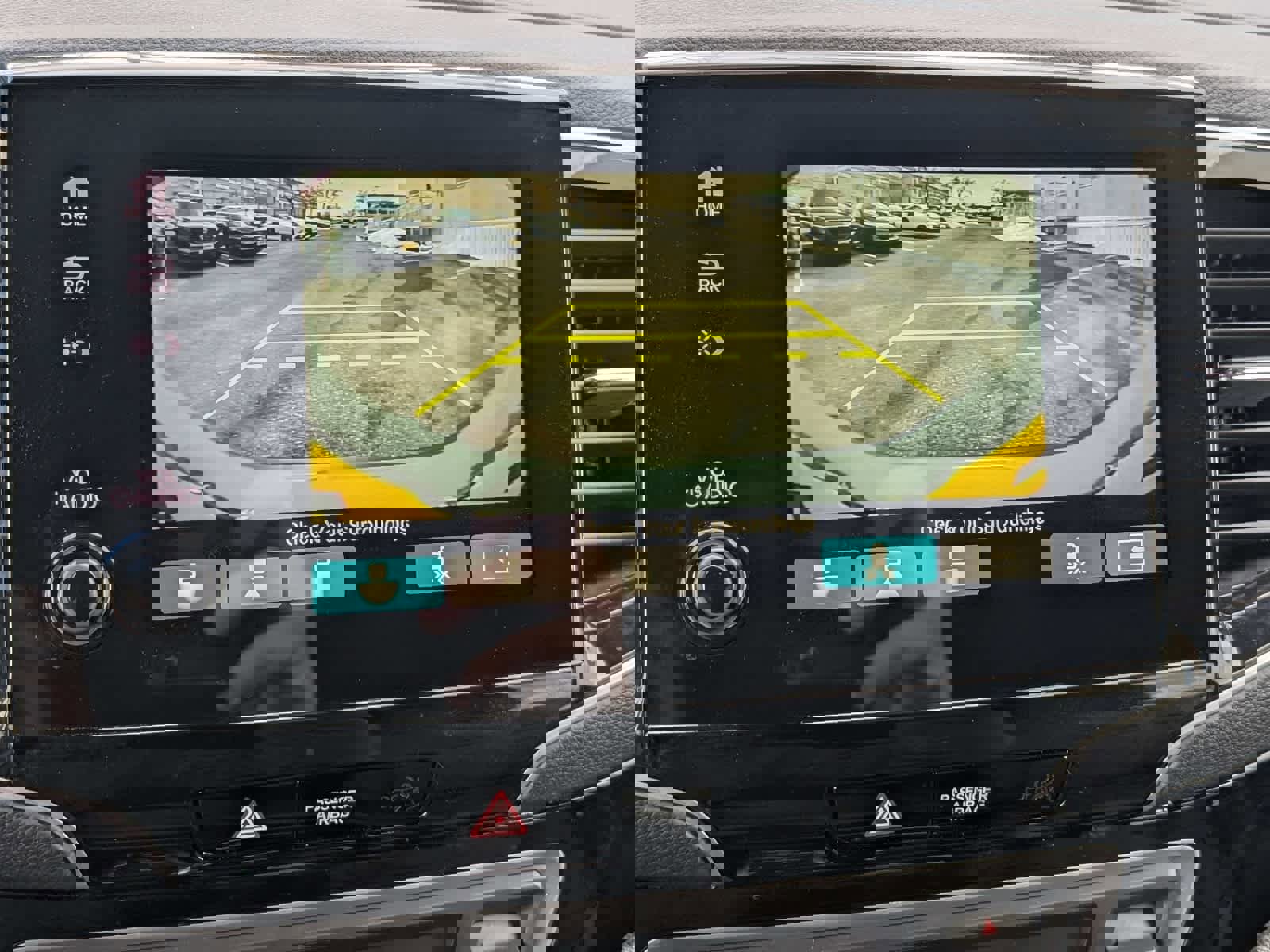 Certified 2025 Honda Passport Black Edition image 31