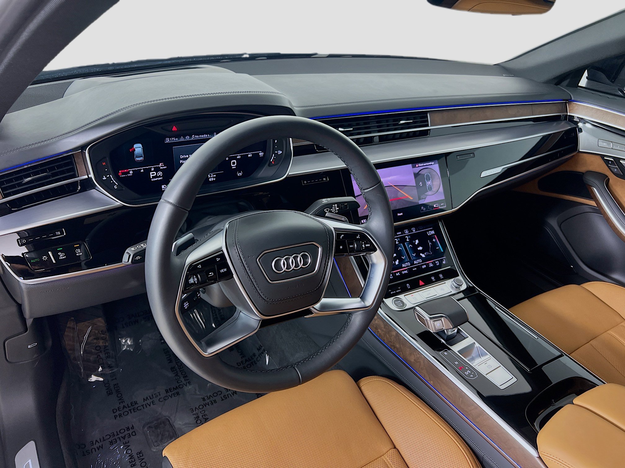 Used 2025 Audi A8 L 3.0T w/ Executive Package image 9