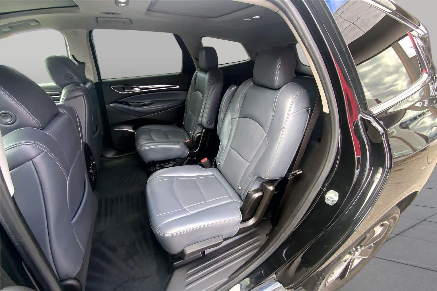 Used 2021 Buick Enclave Essence w/ Sport Touring Edition AWD/4WD image 19
