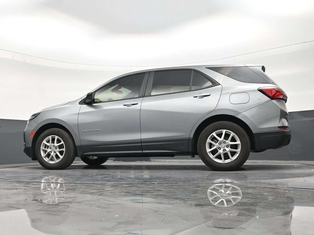 Used 2024 Chevrolet Equinox LS FWD image 21