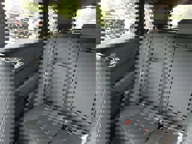 Used 2025 Land Rover Range Rover Velar Dynamic SE image 57