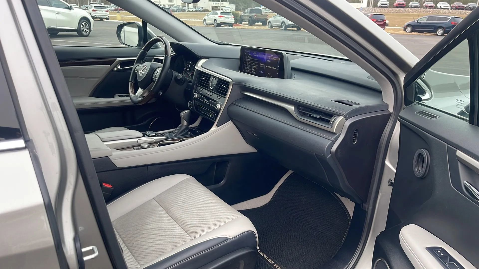 Used 2017 Lexus RX 350 F Sport image 32