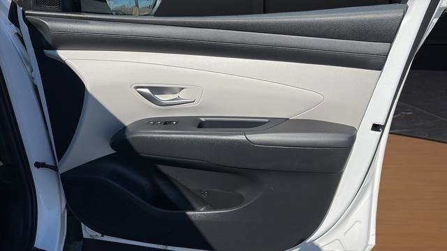 Used 2026 Hyundai Tucson SEL image 13