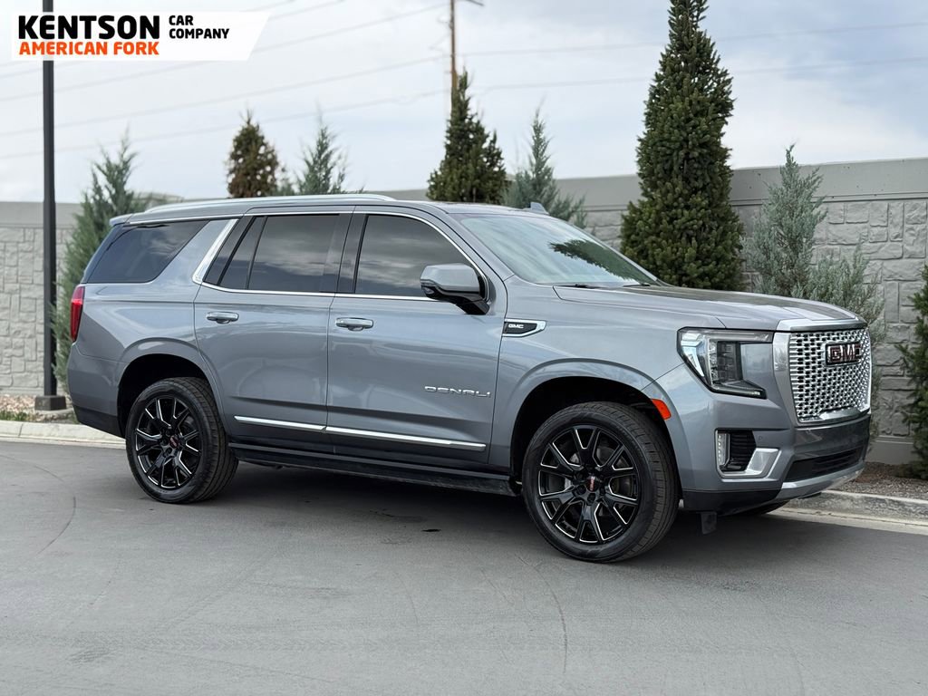 Used 2021 GMC Yukon Denali w/ Denali Premium Package image 12