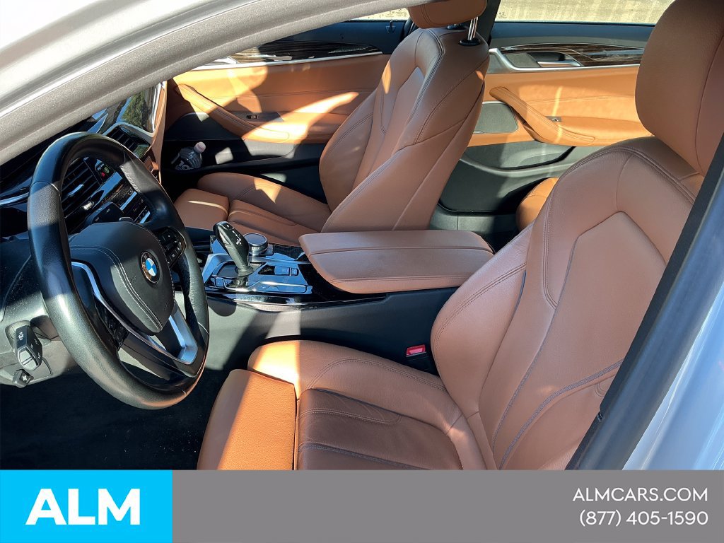 Used 2021 BMW 530i w/ Premium Package RWD image 13