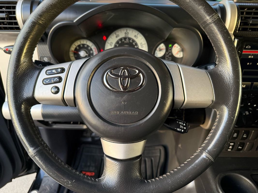 Used 2007 Toyota FJ Cruiser 4WD image 22