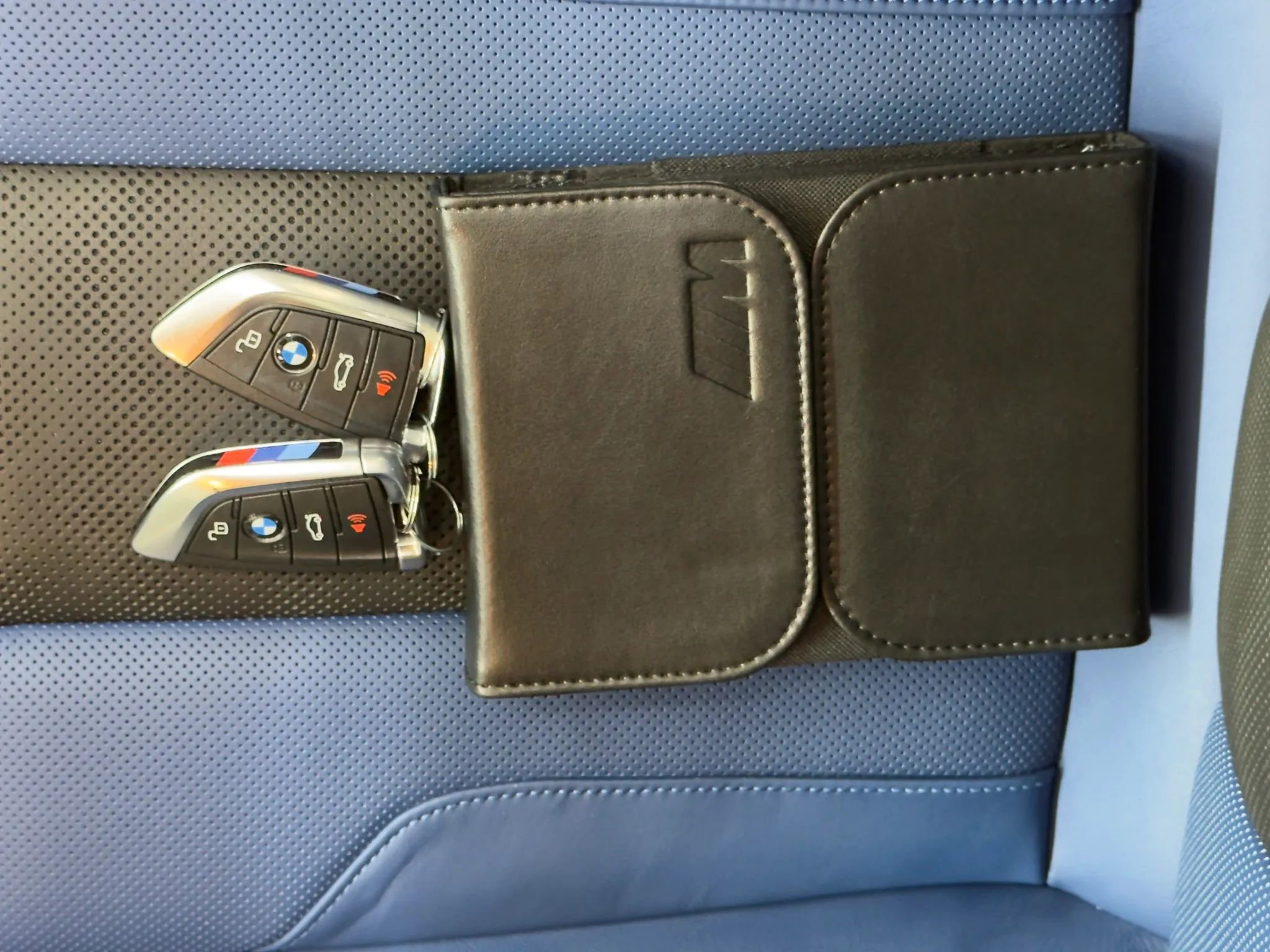 Used 2025 BMW M3 Sedan w/ Executive Package image 33