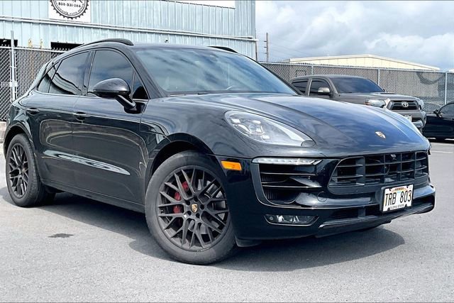 Used 2017 Porsche Macan GTS AWD/4WD image 2