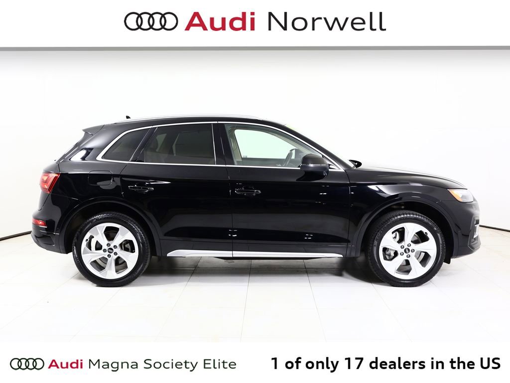 Used 2021 Audi Q5 Prestige w/ Prestige Package image 19