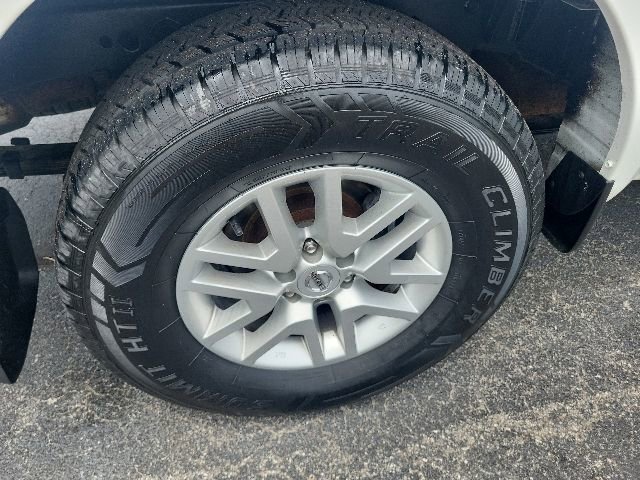 Used 2021 Nissan Frontier SV AWD/4WD image 17