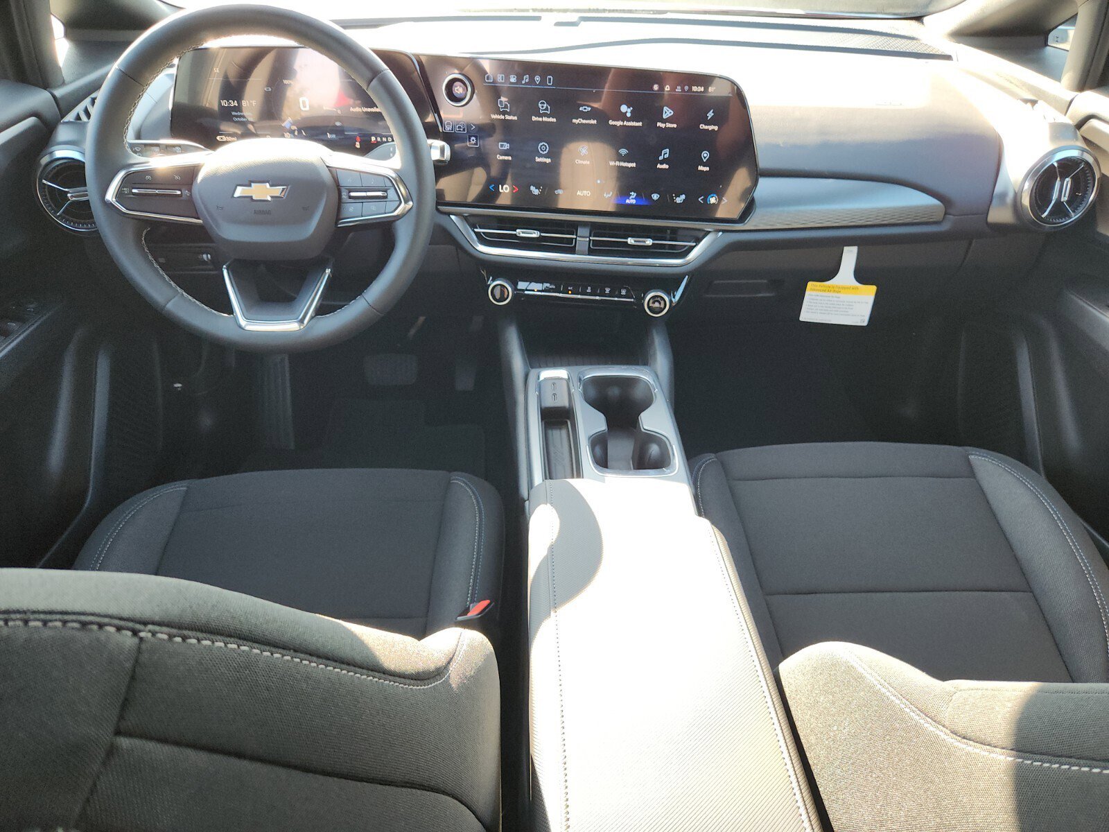 New 2026 Chevrolet Equinox EV LT image 8