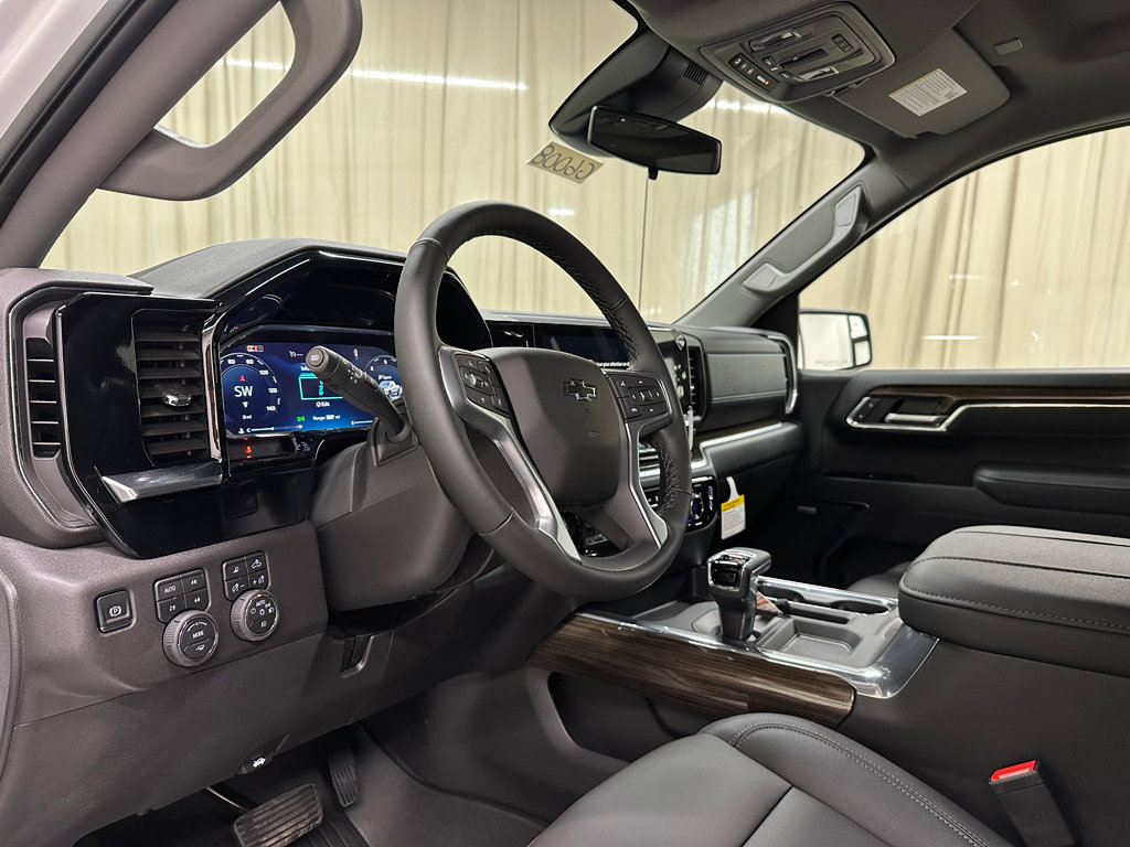New 2026 Chevrolet Silverado 1500 LT Trail Boss w/ Safety Package image 29