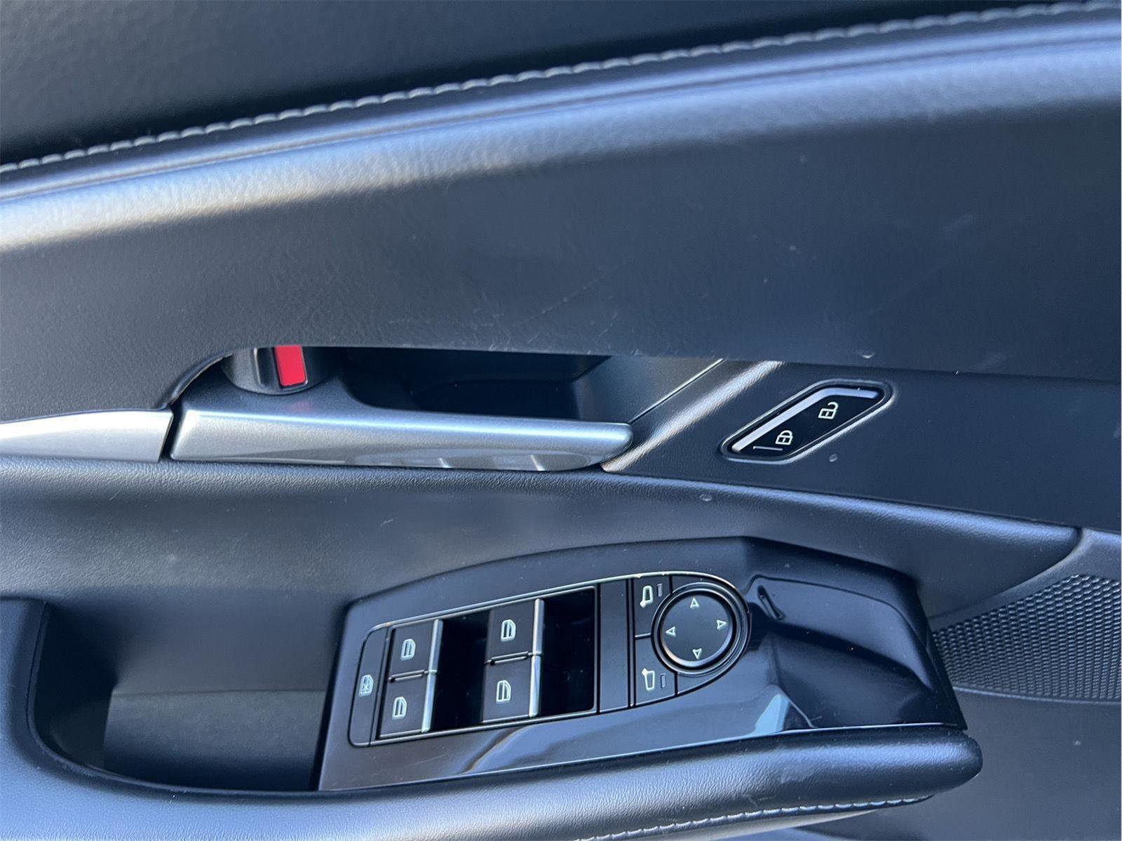 Used 2025 MAZDA CX-30 AWD 2.5 S w/ Select Sport Pkg image 9