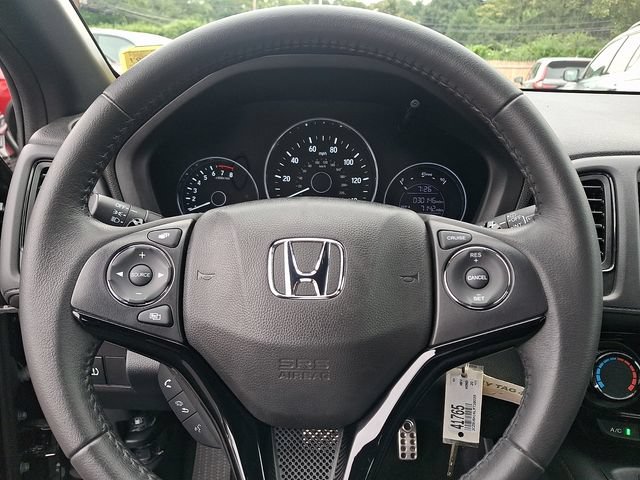 Used 2020 Honda HR-V Sport image 18