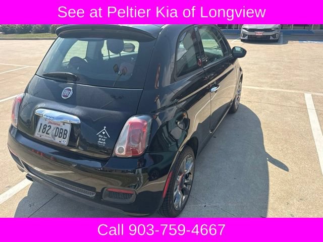 Used 2017 FIAT 500 Pop w/ Sport Appearance Package FWD image 4
