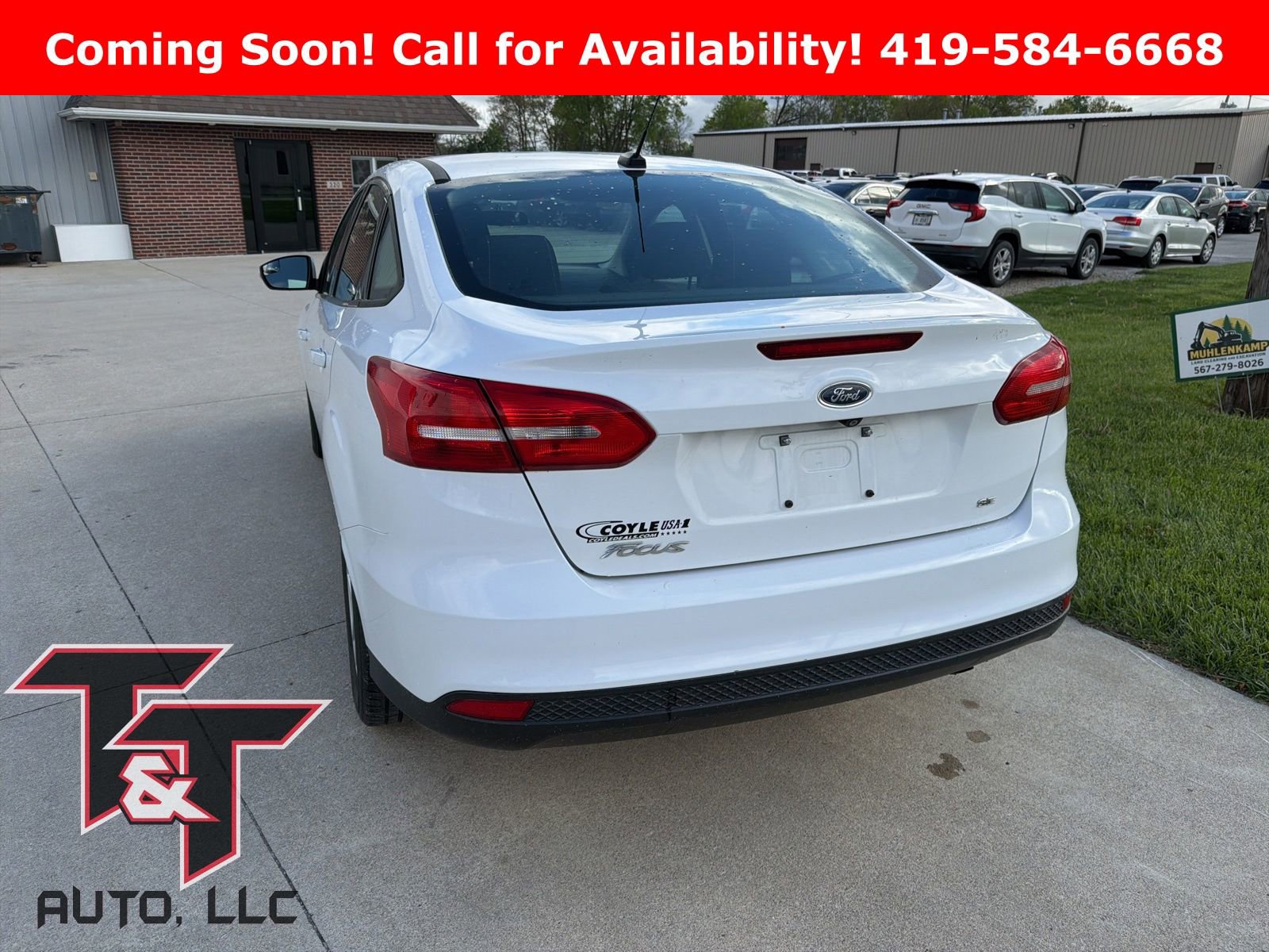 Used 2017 Ford Focus SE FWD image 3