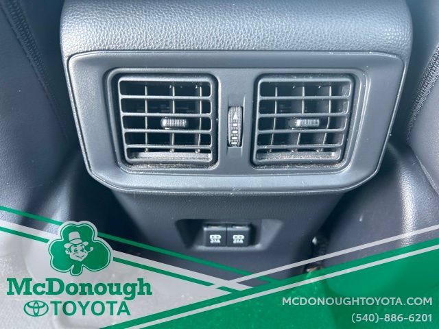 Used 2019 Toyota RAV4 Limited AWD/4WD image 11