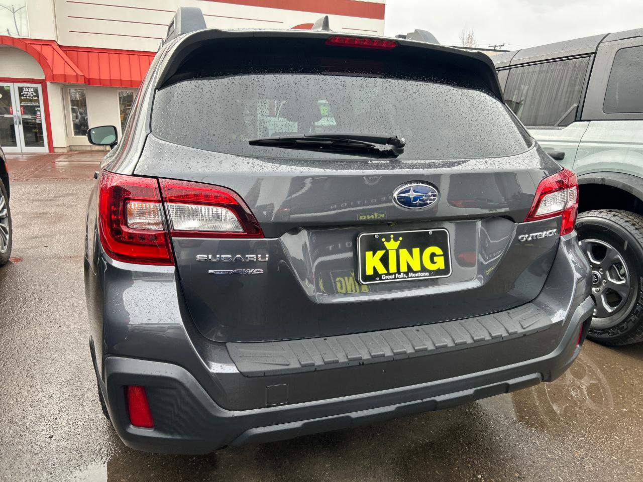 Used 2018 Subaru Outback 2.5i Limited image 3