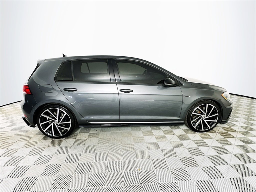 Used 2019 Volkswagen Golf R 4-Door image 8