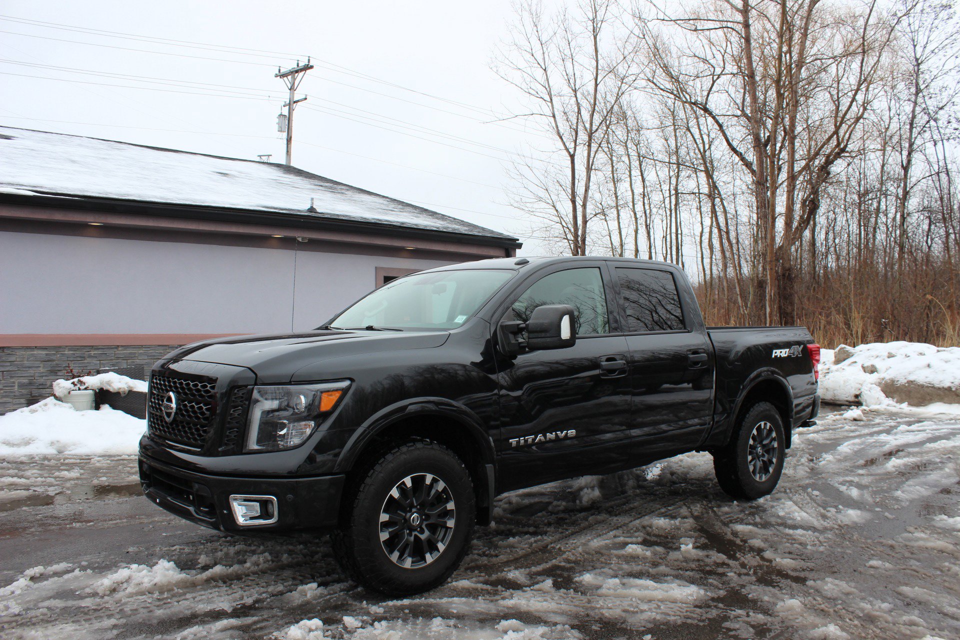 Used 2019 Nissan Titan PRO-4X w/ Pro-4x Utility Package image 11