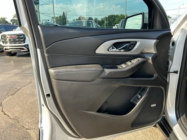 Used 2021 Chevrolet Traverse LT w/ LT Premium Package AWD/4WD image 26