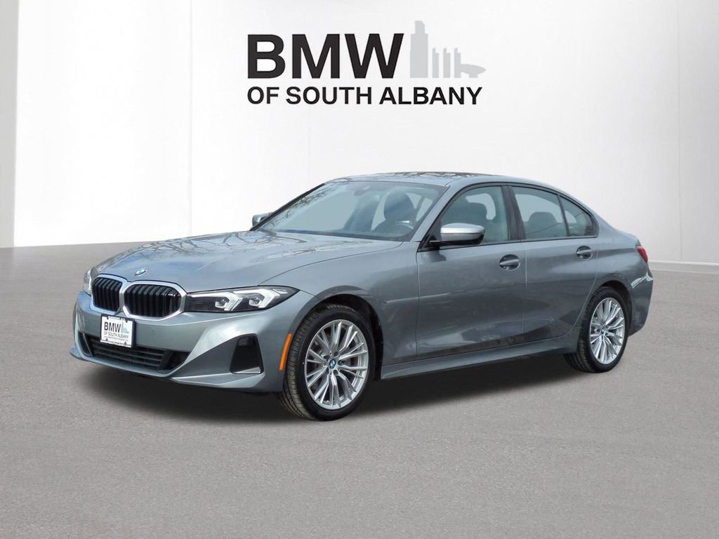 Certified 2023 BMW 330i xDrive Sedan w/ Driving Assistance Package image 6