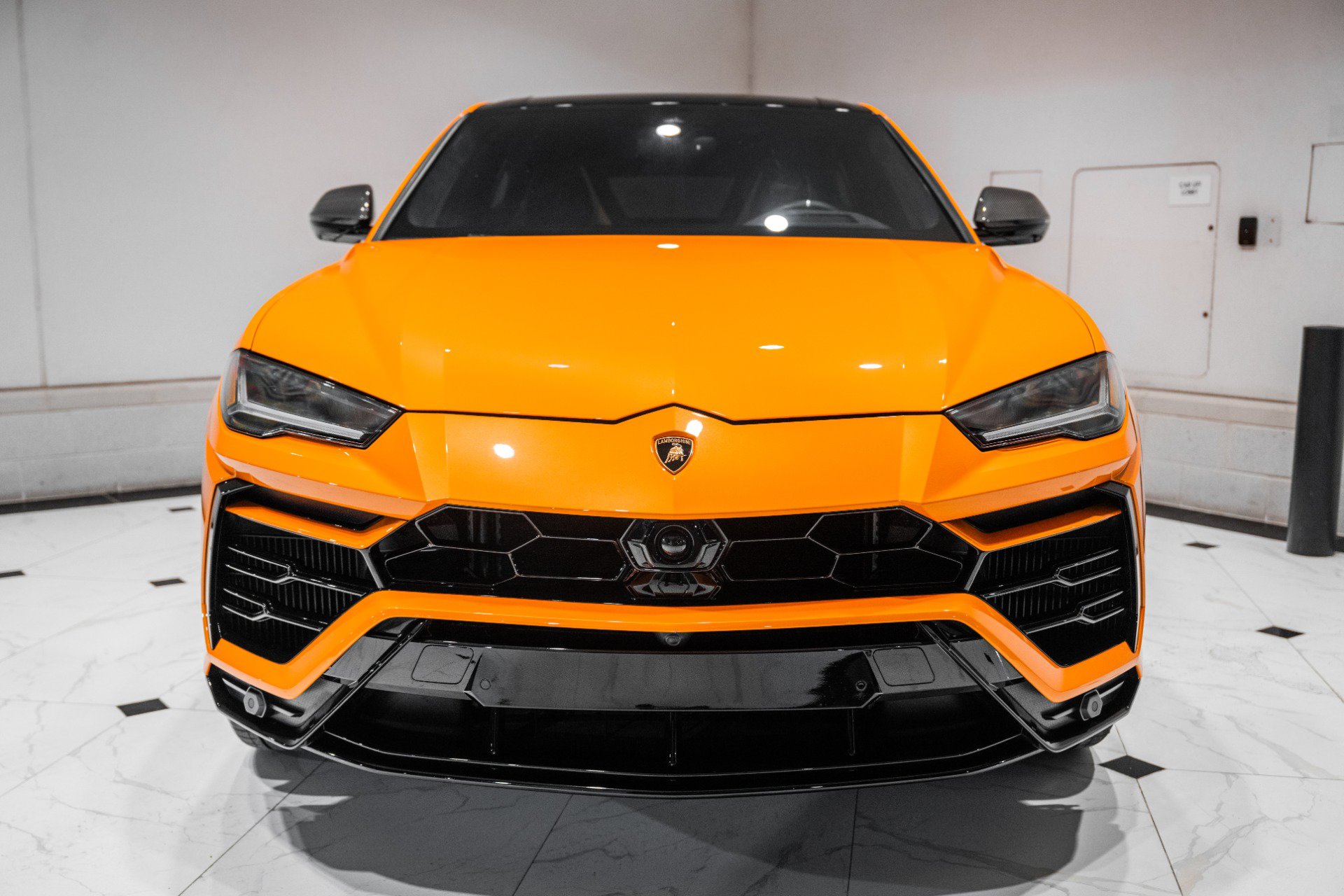 Used 2022 Lamborghini Urus image 4