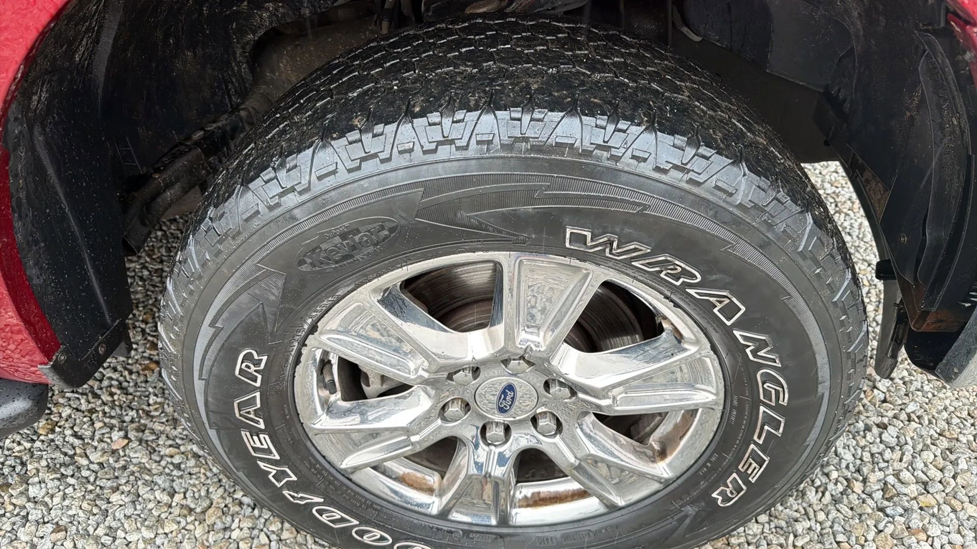 Used 2016 Ford F150 XLT w/ Equipment Group 302A Luxury image 2