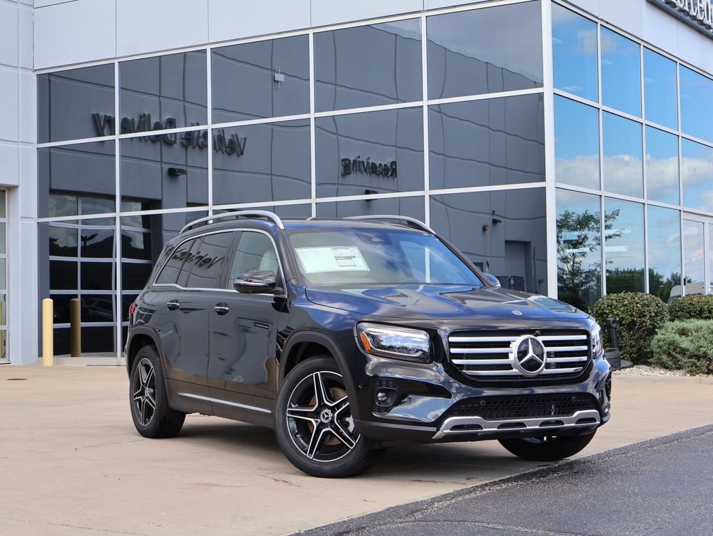 New 2026 Mercedes-Benz GLB 250 4MATIC image 1