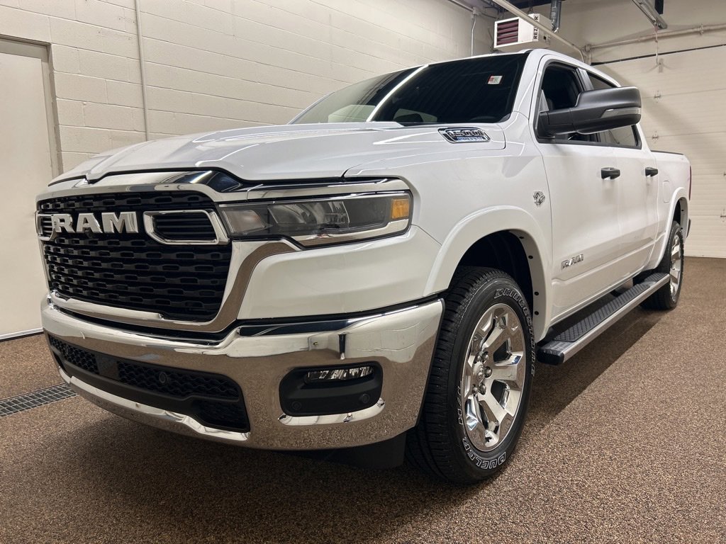 New 2026 RAM 1500 4x4 Crew Cab image 5