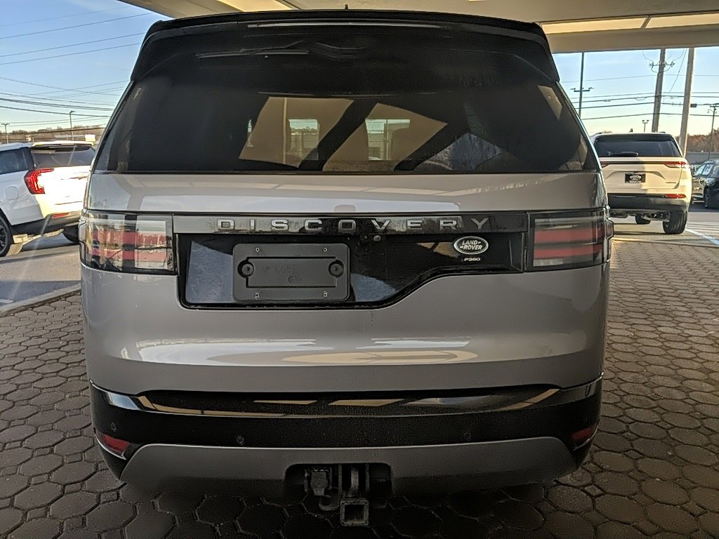 Used 2023 Land Rover Discovery HSE R-Dynamic image 6