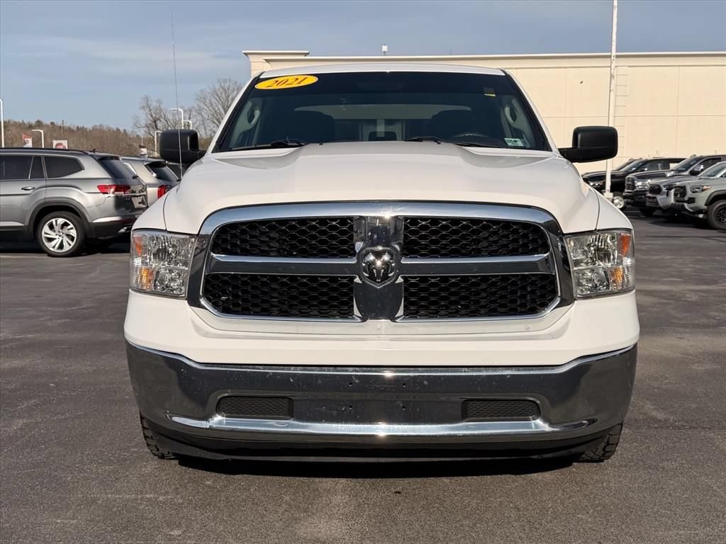 Used 2021 RAM 1500 Classic SLT AWD/4WD image 10