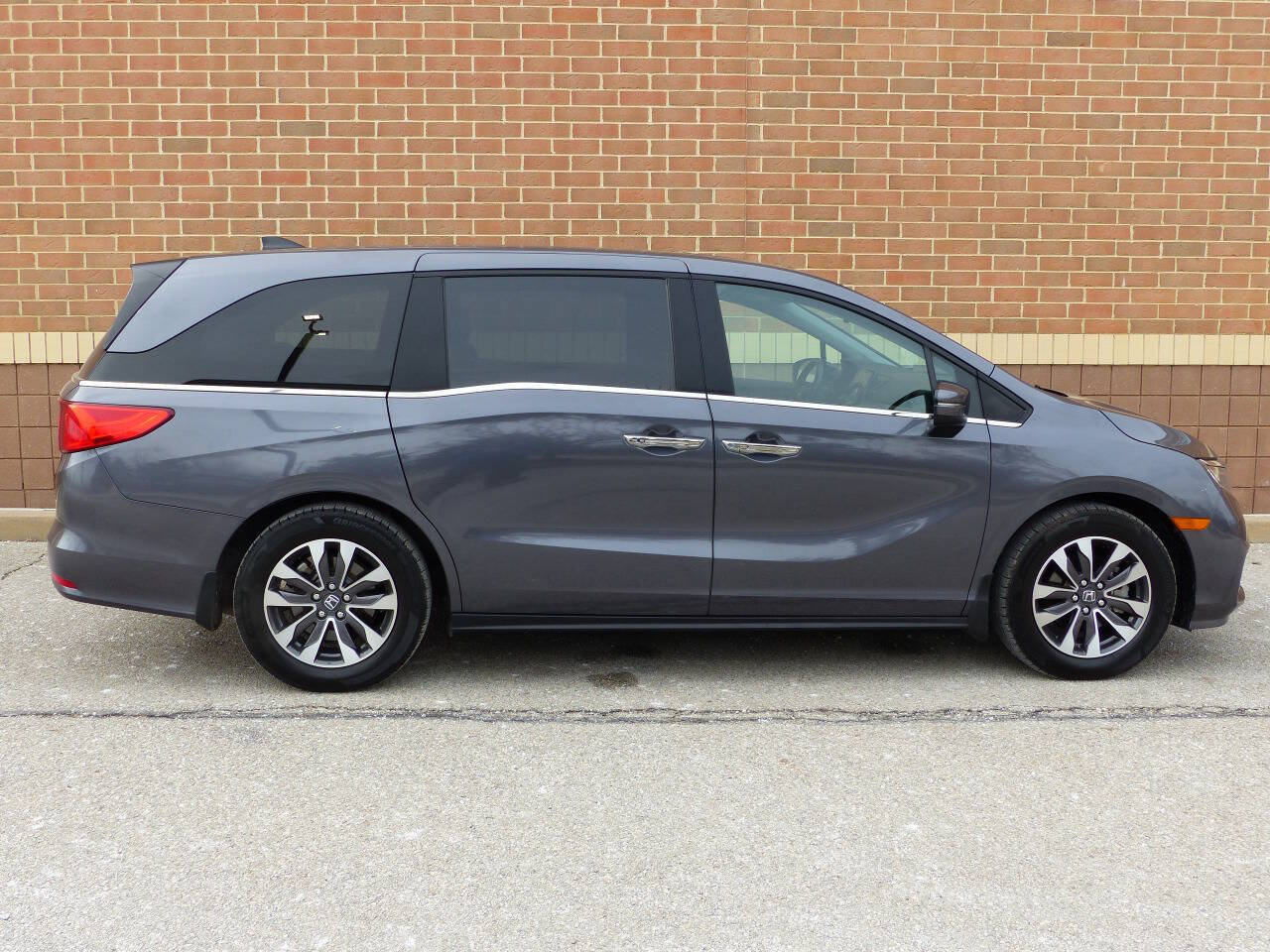 Used 2022 Honda Odyssey EX-L image 11