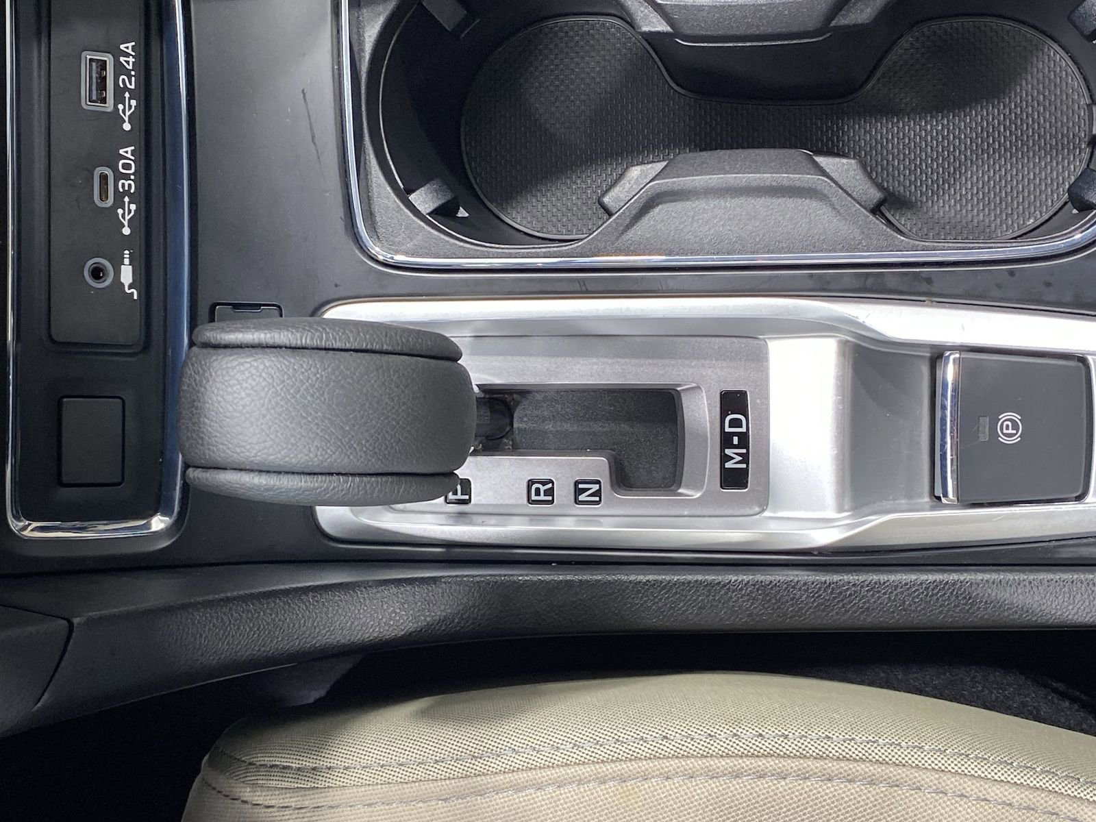 Certified 2025 Subaru Ascent Premium AWD/4WD image 19