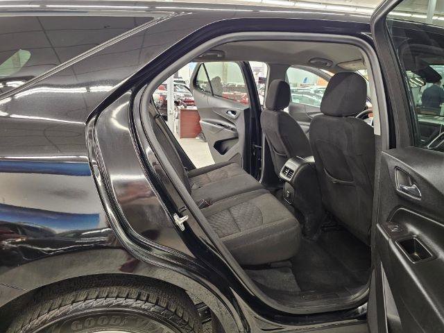 Used 2021 Chevrolet Equinox LT AWD/4WD image 32