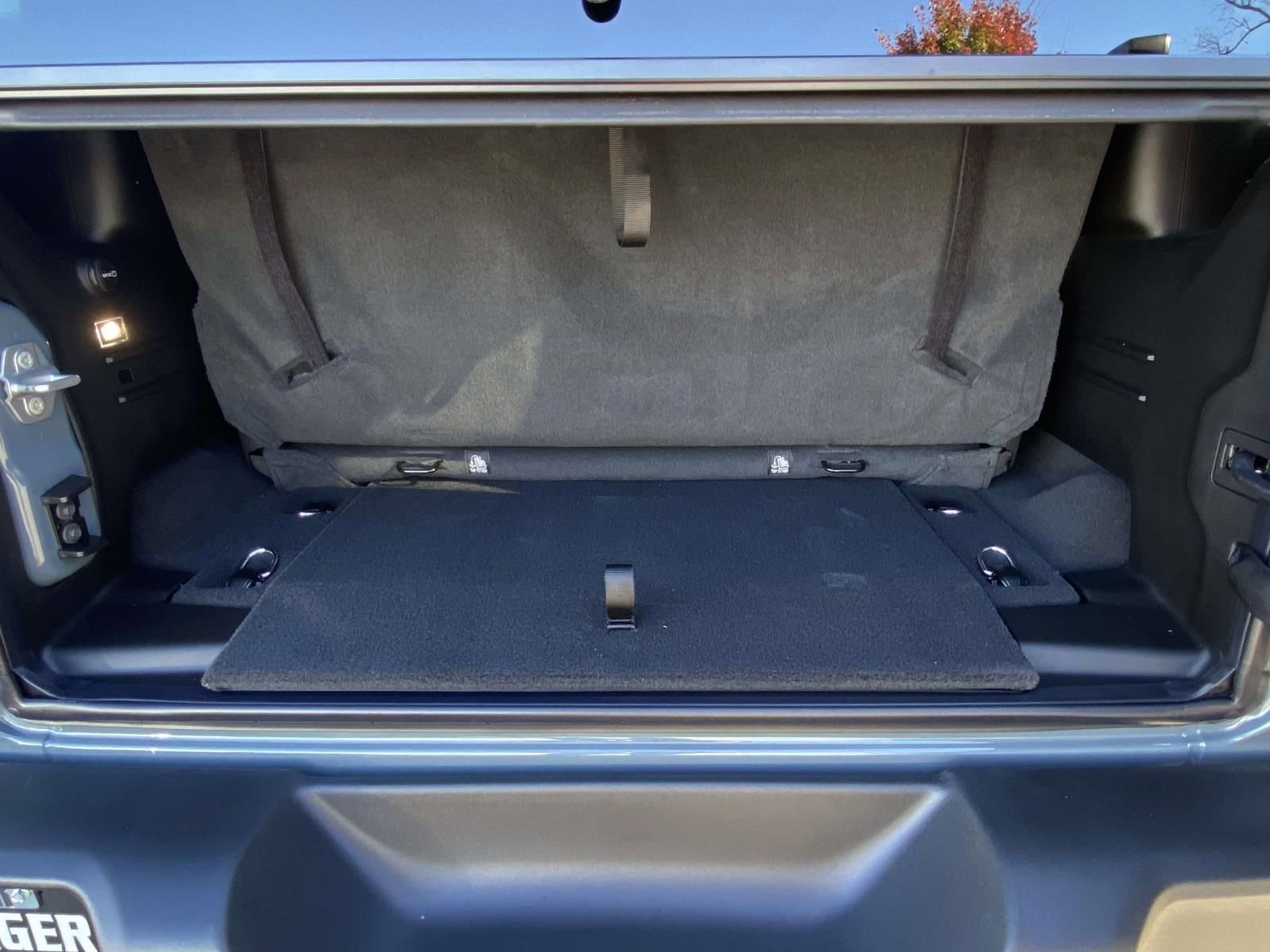 New 2026 Jeep Wrangler Sport S image 9