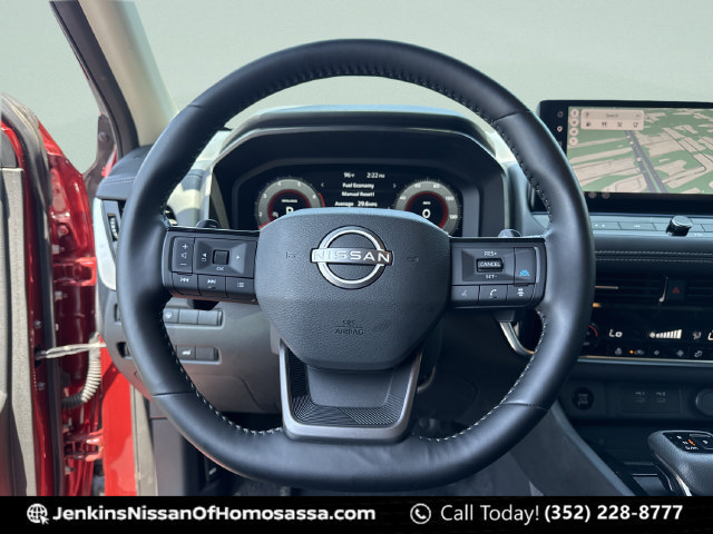 Certified 2025 Nissan Rogue SL FWD image 48