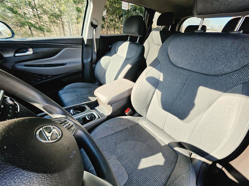 Used 2019 Hyundai Santa Fe SE AWD/4WD image 18
