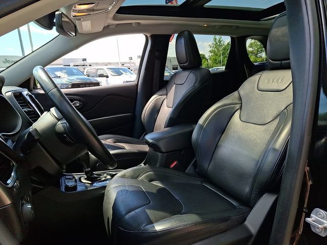 Used 2019 Jeep Cherokee Limited AWD/4WD image 13